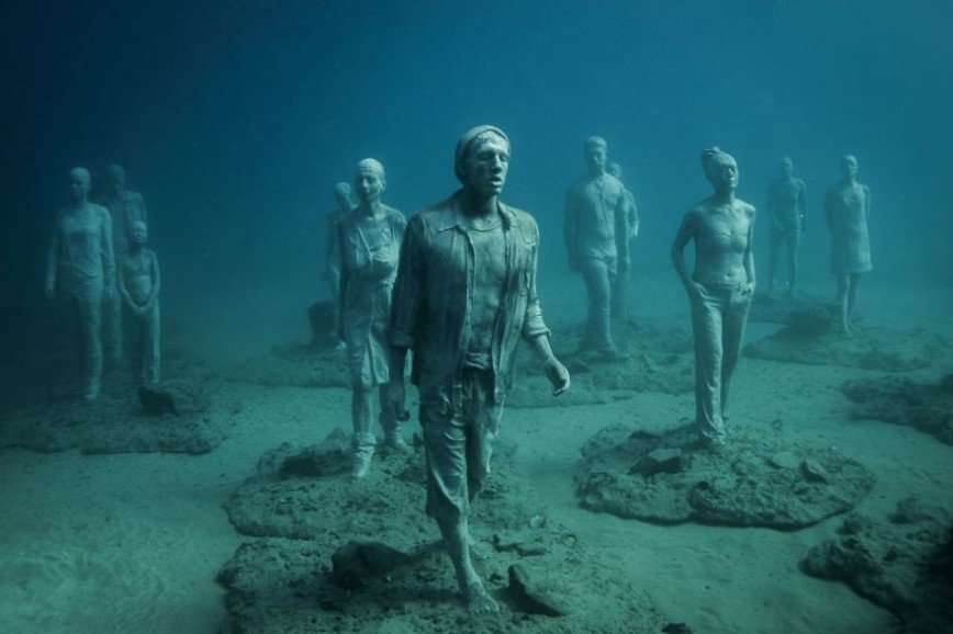 Захватывающий музей современного искусства под водой