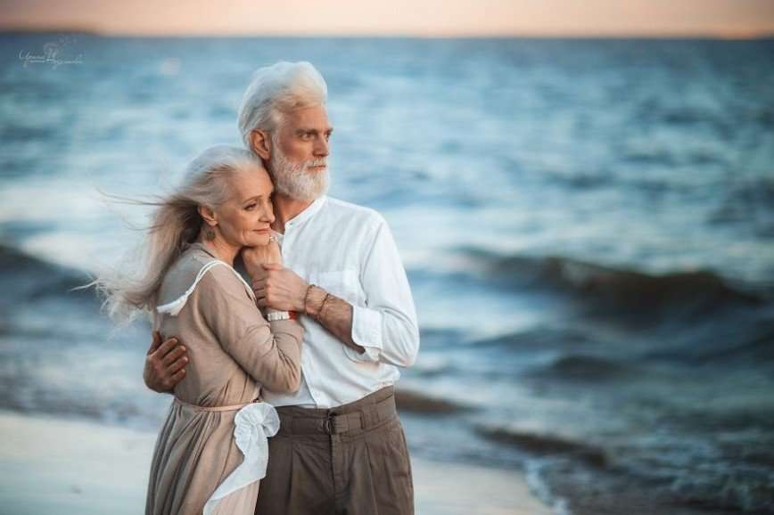 Снимки влюбленной пожилой пары покорили мир