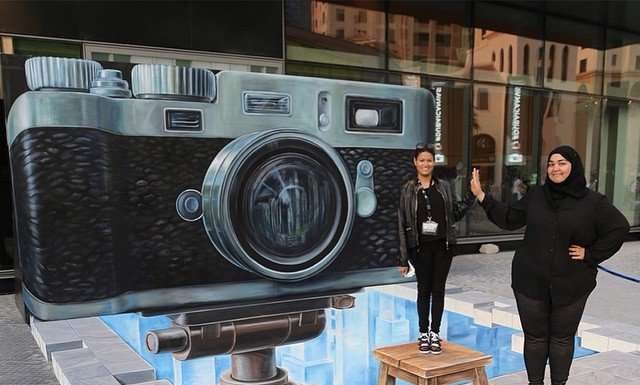 Вуличні 3D-малюнки Леона Кіра.