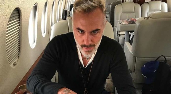 «Яке тіло!»: 50-річний Джанлука Вакки захоплює пляжними фотографіями.