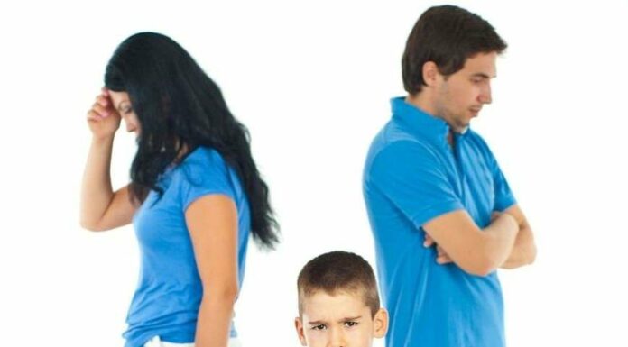 Як сказати дитині про розлучення: 6 лайфхаков від еварушниц.