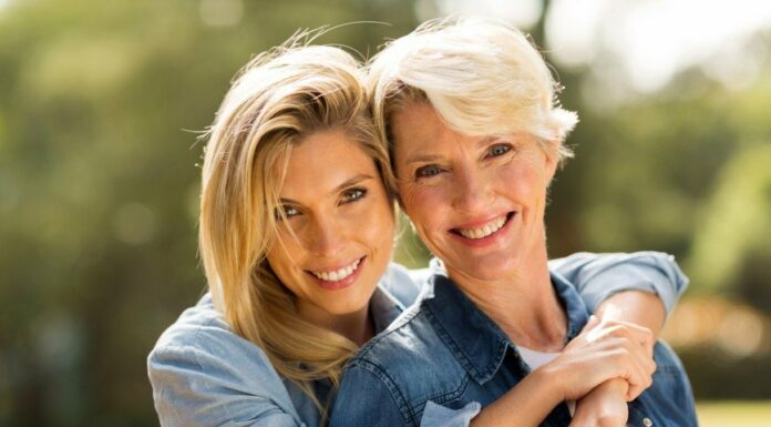 Багато проблем у жінок виникають через їх матерів.