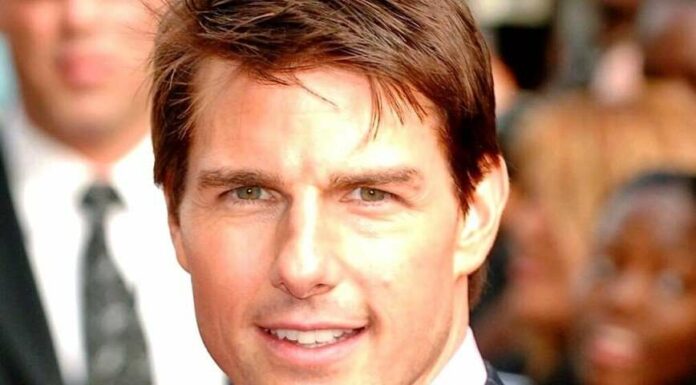 Названа причина відмови Тома Круза від спілкування з донькою від Кеті Холмс.