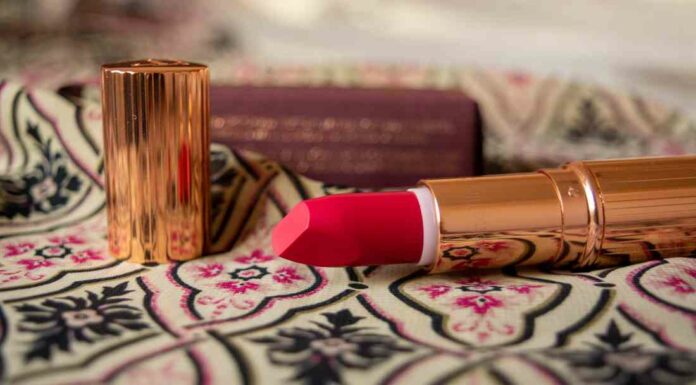 Charlotte tilbury matte revolution the queen – сама собі королева