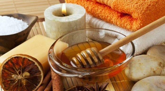 Корисні властивості меду і як правильно його потрібно використовувати в лазні