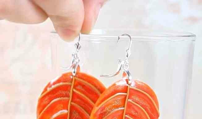 Стильна осінь: прикраси з полімерної глини своїми руками