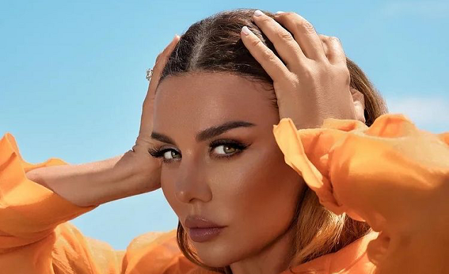 “як виросла моніка, просто очманіти” чоловік сєдокової опублікував її фото з усіма трьома дітьми