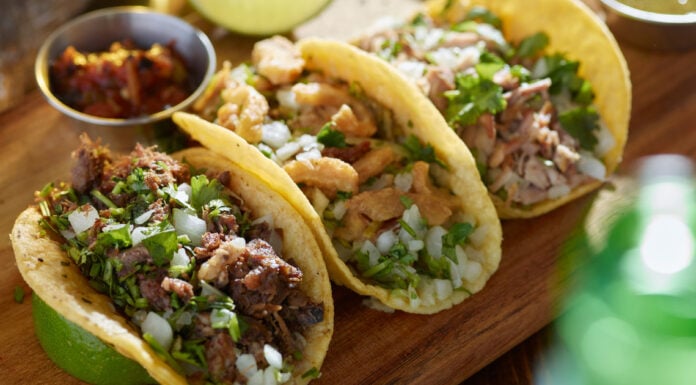 14 приголомшливих дитячих фільмів-казок для зимового настрою