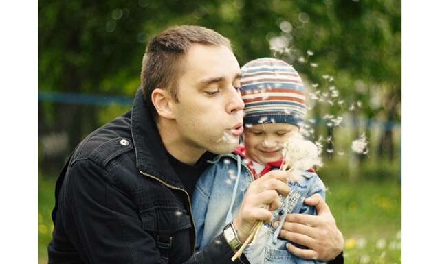 З фотозала. Справжні батьки.