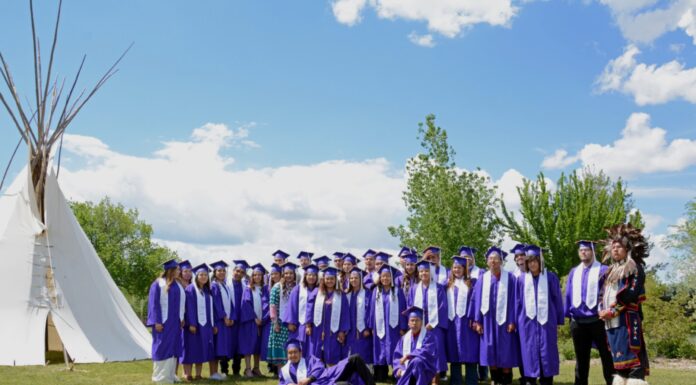 Пожвавлення освітніх програм корінного населення та підтримка громади: розмова з Кертісом Ярлоттом