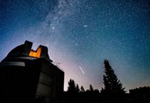 180 Інтернет-супутників Amazon вже занадто яскраві. Він хоче ще 3000.