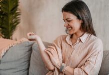 Розкритий Вбудований в Організм Механізм “Припинення Чесанія”