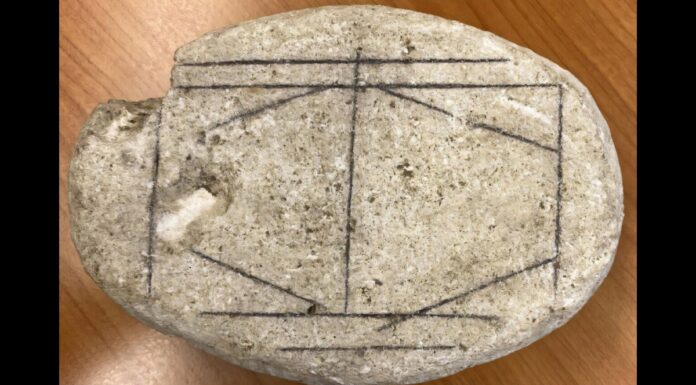 Таємничий камінь – це насправді давньоримська настільна гра