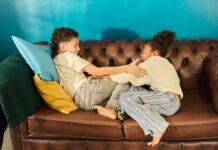 Чому первістки частіше, ніж другі, мають аутизм або алергію