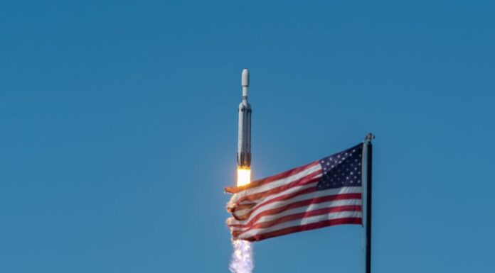 Пикель в сторону ИИ: как новые амбиции SpaceX угрожают лунной программе Artemis