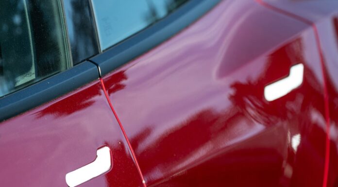 Why manual car door releases might become mandatory