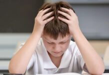 Як впоратися з тривогою перед іспитом: практичні стратегії для студентів та батьків