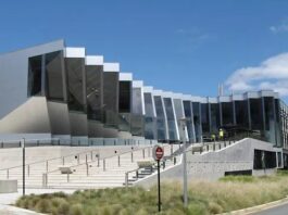 Why Australian National University skipped undergrads for 14 years